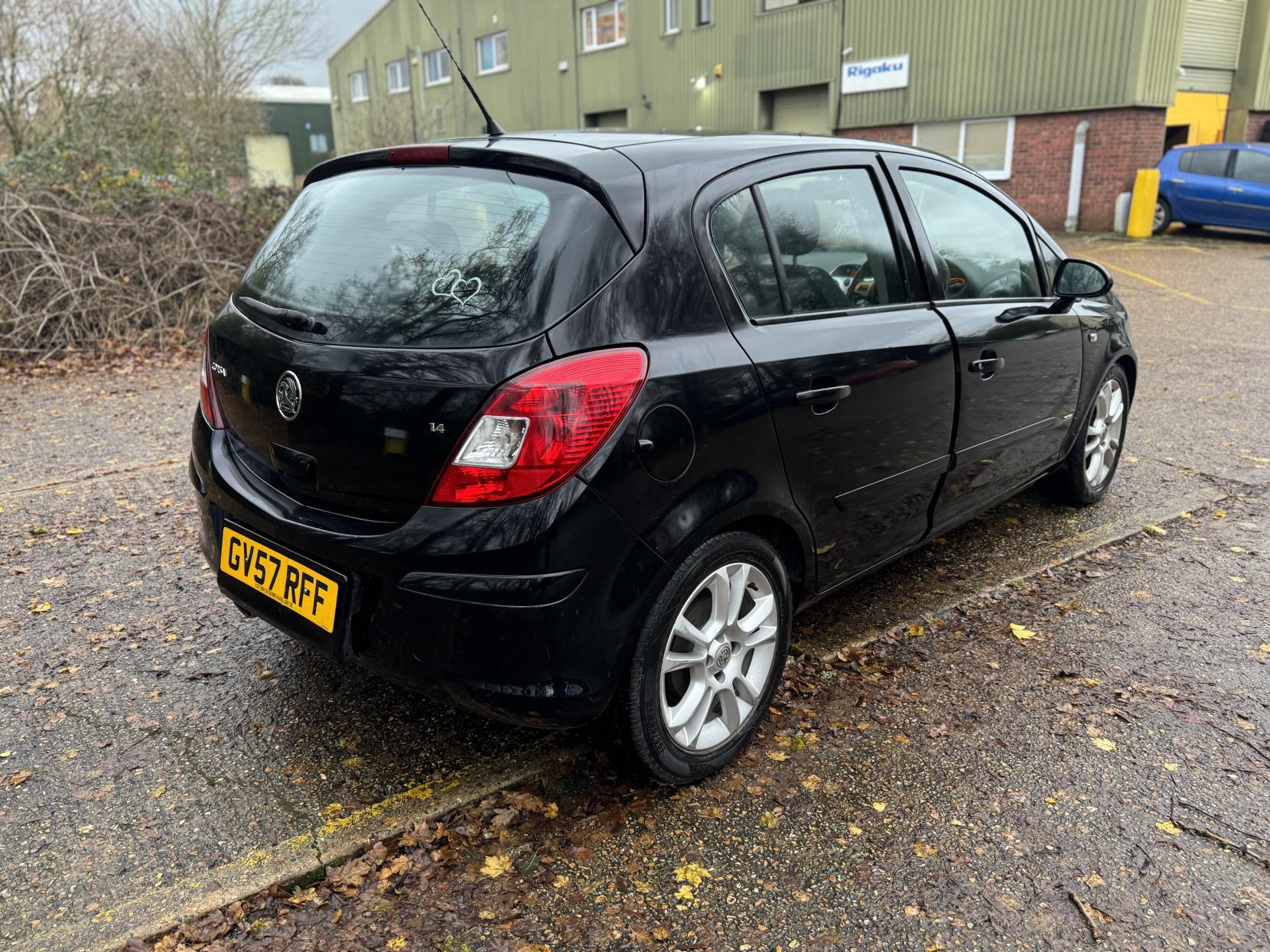 Vauxhall Corsa 1.4i 16v SXi Hatchback 5dr Petrol Manual (146 g/km, 89 bhp)